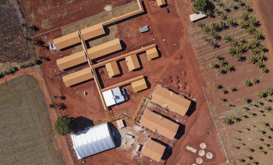 03/08/2021 Governador Carlos Massa Ratinho Junior vistoria as obras do Colégio Agricola do Noroeste, em Diamante do Norte  -  Foto: Gilson Abreu/AEN