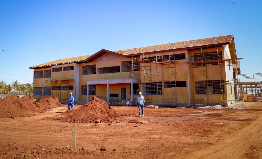 Governador Carlos Massa Ratinho Junior vistoria as obras do Colégio Agricola do Noroeste, em Diamante do Norte  - Diamante do Norte, 03/08/2021  -  Foto: Gilson Abreu/AEN