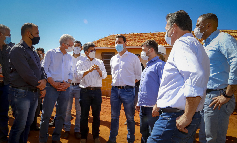 Governador Carlos Massa Ratinho Junior vistoria as obras do Colégio Agricola do Noroeste, em Diamante do Norte  - Diamante do Norte, 03/08/2021  -  Foto: Gilson Abreu/AEN