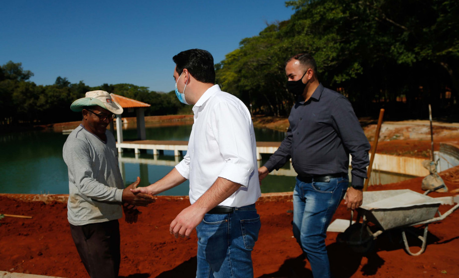 Governador Carlos Massa Ratinho Junior visita o Parque Urbano Xibiu, em Diamante do Norte. Foto: Jonathan Campos/AEN