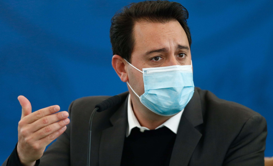 Governador Carlos Massa Ratinho Junior apresenta o Plano de Concessões de Rodovias durante reunião com deputados estaduais. Foto: Jonathan Campos/AEN