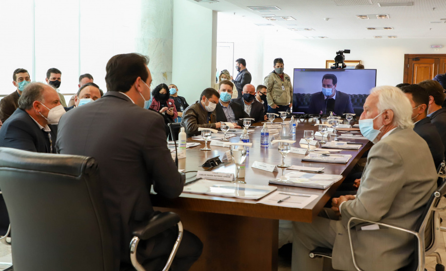 Reunião SEDU Governador Carlos Massa Ratinho Junior faz apresentaçãodo do Banco de Projetos para todos os municipios - Curitiba, 04/08/2021 - .Foto: Ari Dias/ AEN.