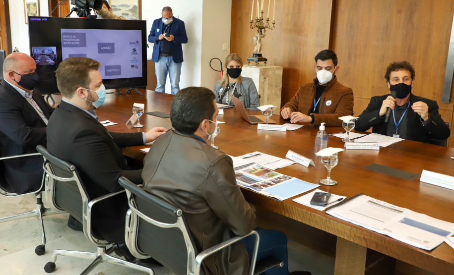 Reunião SEDU Governador Carlos Massa Ratinho Junior faz apresentaçãodo do Banco de Projetos para todos os municipios - Curitiba, 04/08/2021 - .Foto: Ari Dias/ AEN.