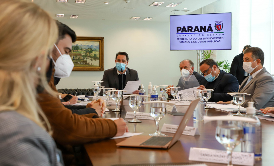 Reunião SEDU Governador Carlos Massa Ratinho Junior faz apresentaçãodo do Banco de Projetos para todos os municipios - Curitiba, 04/08/2021 - .Foto: Ari Dias/ AEN.