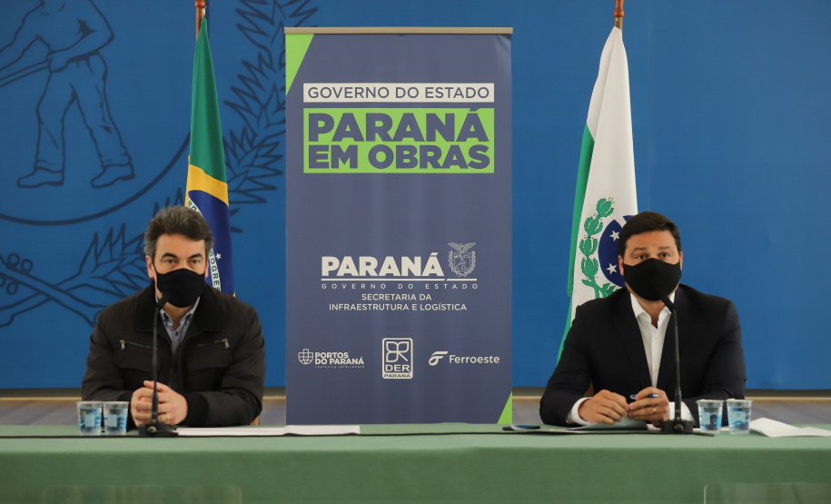 O secretário de Infraestrutura e Logística, Sandro Alex, atende a imprensa nesta quinta-feira (5) para esclarecer a nova modelagem das concessões de rodovias do Paraná.
Foto: Geraldo Bubniak/AEN