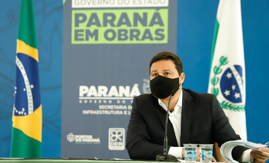 O secretário de Infraestrutura e Logística, Sandro Alex, atende a imprensa nesta quinta-feira (5) para esclarecer a nova modelagem das concessões de rodovias do Paraná. 05/08/2021. Foto: Rodrigo Félix Leal/Infraestrutura