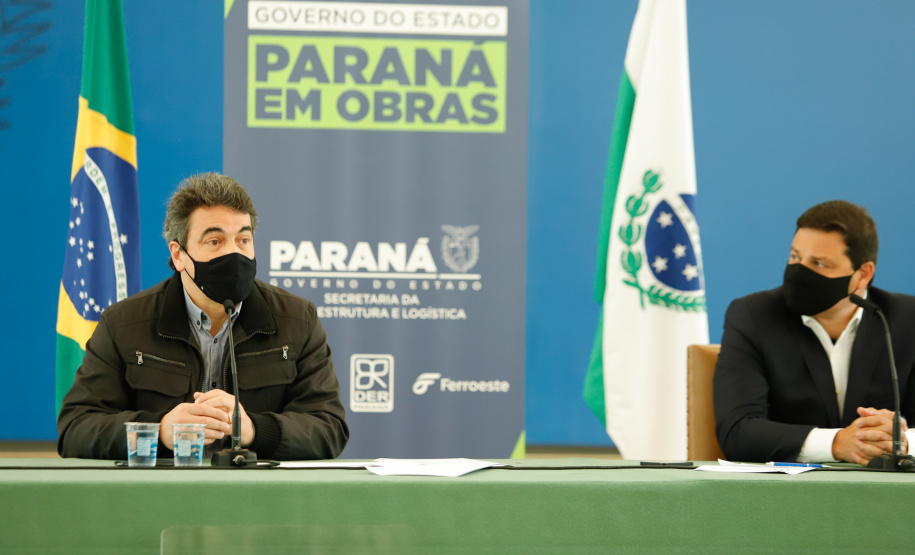 O secretário de Infraestrutura e Logística, Sandro Alex, atende a imprensa nesta quinta-feira (5) para esclarecer a nova modelagem das concessões de rodovias do Paraná. 05/08/2021. Foto: Rodrigo Félix Leal/Infraestrutura