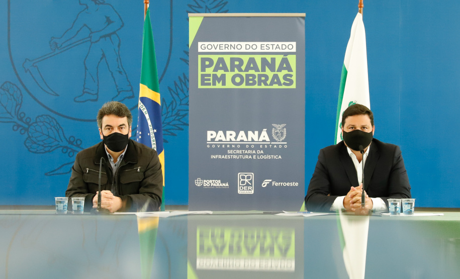 O secretário de Infraestrutura e Logística, Sandro Alex, atende a imprensa nesta quinta-feira (5) para esclarecer a nova modelagem das concessões de rodovias do Paraná. 05/08/2021. Foto: Rodrigo Félix Leal/Infraestrutura