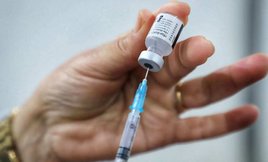 Vacinação em São José dos Pinhais   Foto: Jose Fernando Ogura /AEN