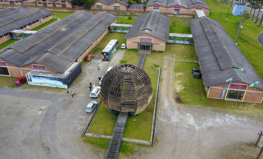 O Parque da Ciência Newton Freire Maia promove nesta sexta-feira (6) mais uma edição da série de lives Noites no Parque. O tema, desta vez, será "Júpiter e Saturno — Gigantes do Sistema Solar". Haverá transmissão em tempo real de imagens dos dois planetas (excepcionalmente proeminentes no céu neste mês de agosto) captadas por telescópios. Foto: José Fernando Ogura/AEN