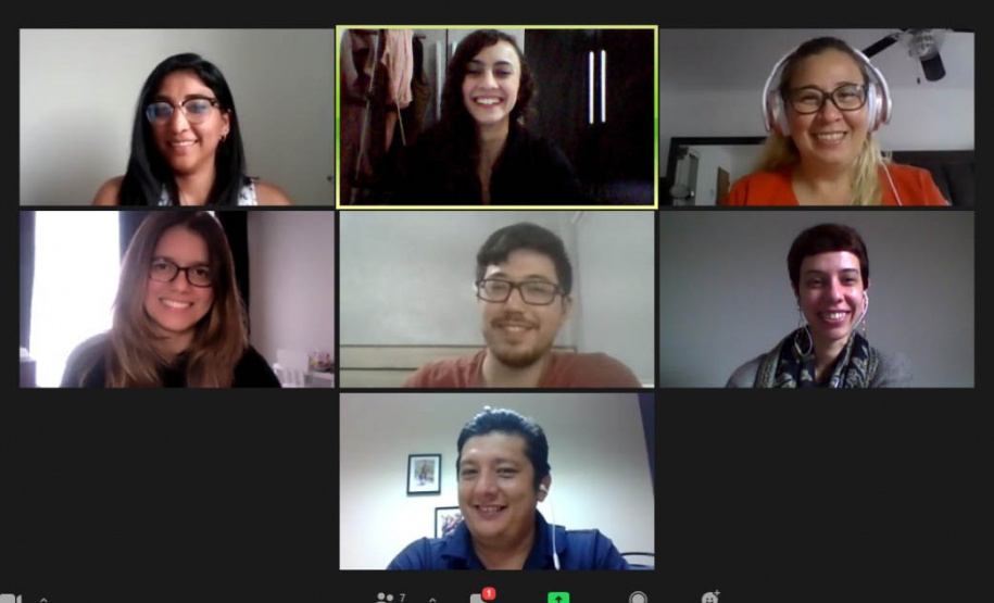 O Paraná Fala Idiomas, programa desenvolvido pela Superintendência Geral de Ciência, Tecnologia e Ensino Superior do Governo do Estado, promoveu um série de encontros de intercâmbio on-line entre estudantes brasileiros e canadenses.  -  Foto: SETI