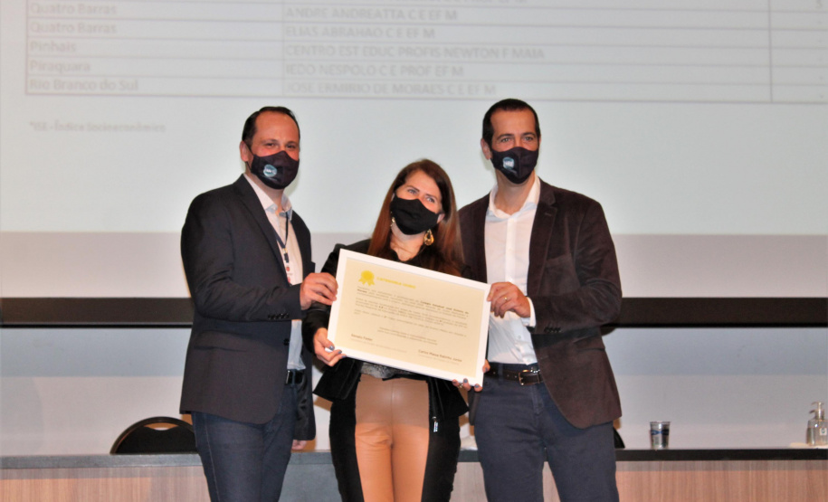 Premiação aconteceu no Centro de Formação dos Profissionais da Educação - Cenforpe, em Pinhais, na RMC  -  curitiba, 06/08/2021  -  Foto: Silvio Turra/Seed