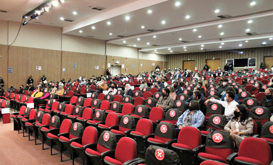 Premiação aconteceu no Centro de Formação dos Profissionais da Educação - Cenforpe, em Pinhais, na RMC  -  curitiba, 06/08/2021  -  Foto: Silvio Turra/Seed