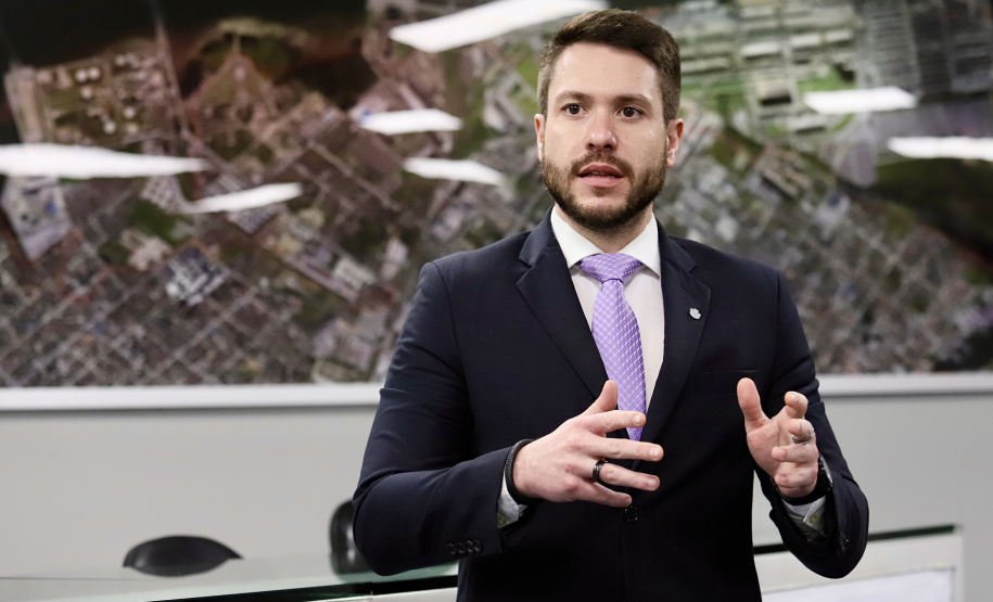 A Portos do Paraná participa nesta quarta-feira, dia 11, da 7ª. Conferência da Advocacia Paranaense, promovida pela seção paranaense da Ordem dos Advogados do Brasil (OAB). Com mais de sete mil inscritos, este já é o maior encontro da história, na área, no Estado.  -  Paranaguá, 09/08/2021  -  Foto: Cláudio Neves/Portos do Paraná