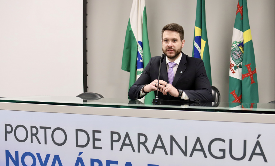 A Portos do Paraná participa nesta quarta-feira, dia 11, da 7ª. Conferência da Advocacia Paranaense, promovida pela seção paranaense da Ordem dos Advogados do Brasil (OAB). Com mais de sete mil inscritos, este já é o maior encontro da história, na área, no Estado.  -  Paranaguá, 09/08/2021  -  Foto: Cláudio Neves/Portos do Paraná