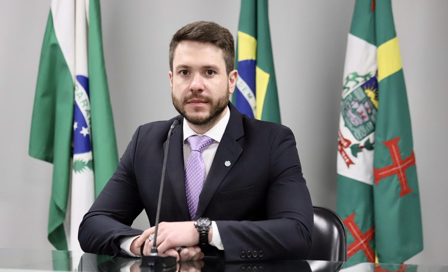 A Portos do Paraná participa nesta quarta-feira, dia 11, da 7ª. Conferência da Advocacia Paranaense, promovida pela seção paranaense da Ordem dos Advogados do Brasil (OAB). Com mais de sete mil inscritos, este já é o maior encontro da história, na área, no Estado.  -  Paranaguá, 09/08/2021  -  Foto: Cláudio Neves/Portos do Paraná