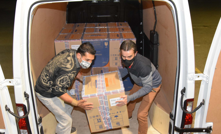 Com novo lote da Pfizer, Paraná recebe todas as 209,1 mil doses desta segunda. Foto: Américo Antonio/SESA