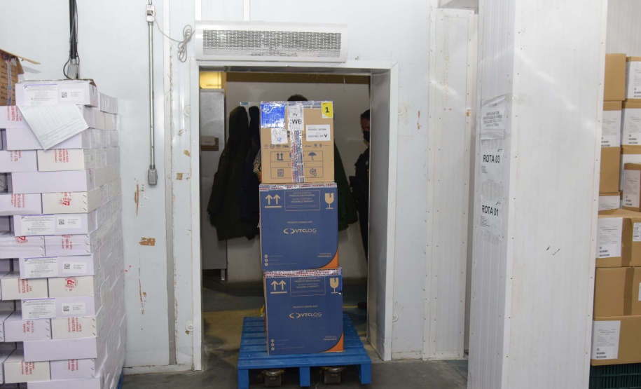 Com novo lote da Pfizer, Paraná recebe todas as 209,1 mil doses desta segunda. Foto: Américo Antonio/SESA