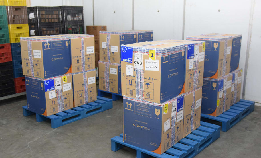 Com novo lote da Pfizer, Paraná recebe todas as 209,1 mil doses desta segunda. Foto: Américo Antonio/SESA