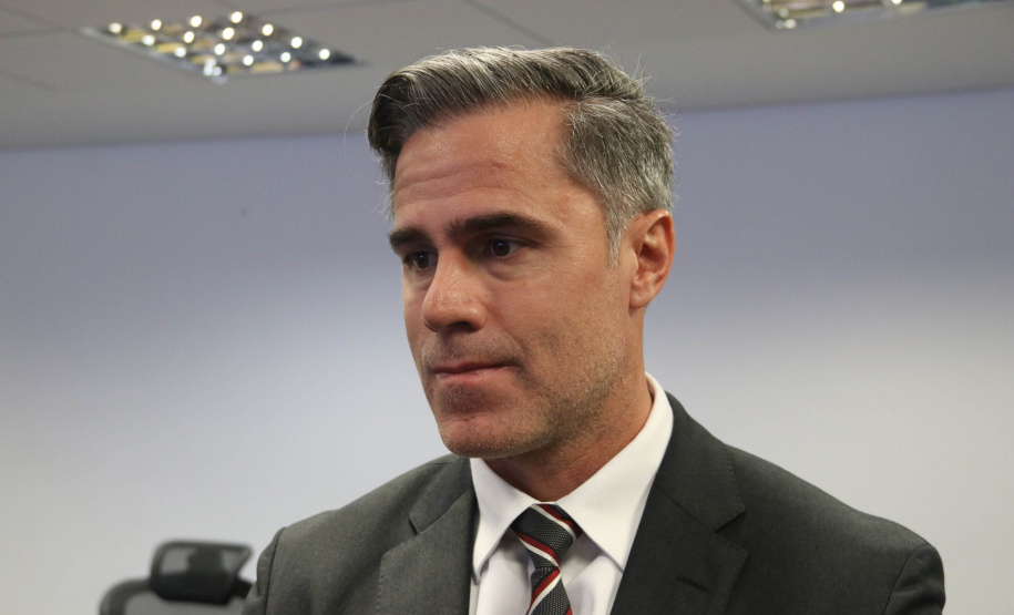 A Secretaria da Segurança Pública do Paraná (Sesp) recebeu, na manhã desta segunda-feira (09/08), a visita do Secretário de Operações Integradas (SEOPI) do Ministério da Justiça, Alfredo de Souza Lima Coelho Carrijo, para conhecer a estrutura da Pasta e fazer uma reunião técnica com intuito de reforçar a integração com o estado do Paraná. - Curitiba, 09/08/2021  -  Foto: SESP-PR