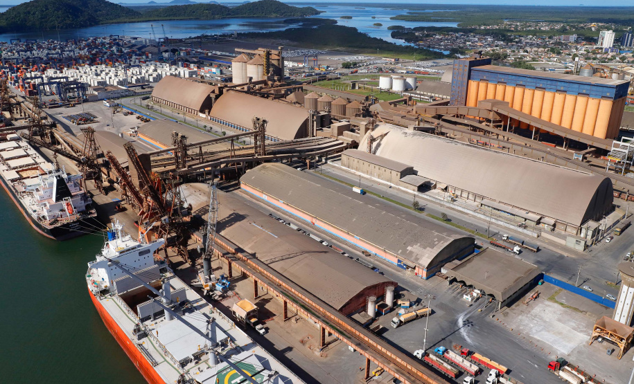 Corredor de Exportação do Porto de Paranaguá registra alta de 6% em julho. Foto: Rodrigo Felix Leal/SEIL