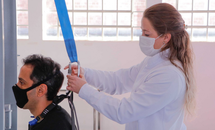Ambulatório de Reabilitação da UEPG desenvolve guindaste para tratamento de pacientes  -  Ponta Grossa, 10/08/2021  -  Foto: Jéssica Natal/UEPG