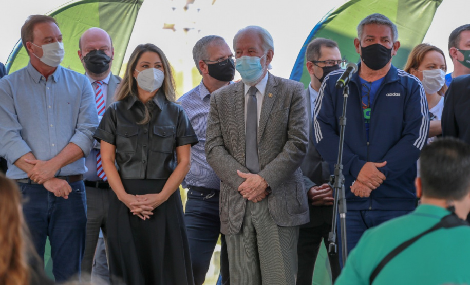 O Governo do Estado lança nesta terça-feira (10) o Programa Pedala Paraná. O vice-governador Darci Piana, a primeira-dama Luciana Saito Massa, o superintendente do Esporte, Helio Wirbiski, e o secretário de Estado da Saúde, Beto Preto, participam da cerimônia, que também reunirá ciclistas e a comunidade esportiva.Foto: Valdelino Pontes