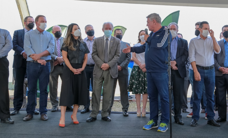 O Governo do Estado lança nesta terça-feira (10) o Programa Pedala Paraná. O vice-governador Darci Piana, a primeira-dama Luciana Saito Massa, o superintendente do Esporte, Helio Wirbiski, e o secretário de Estado da Saúde, Beto Preto, participam da cerimônia, que também reunirá ciclistas e a comunidade esportiva.Foto: Valdelino Pontes