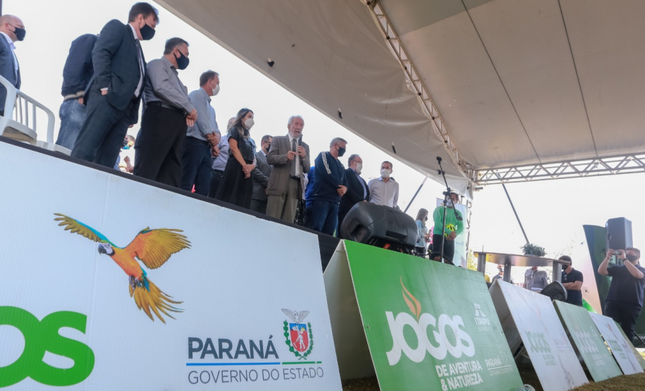 O Governo do Estado lança nesta terça-feira (10) o Programa Pedala Paraná. O vice-governador Darci Piana, a primeira-dama Luciana Saito Massa, o superintendente do Esporte, Helio Wirbiski, e o secretário de Estado da Saúde, Beto Preto, participam da cerimônia, que também reunirá ciclistas e a comunidade esportiva.Foto: Valdelino Pontes