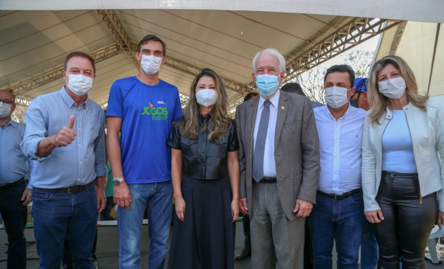 O Governo do Estado lança nesta terça-feira (10) o Programa Pedala Paraná. O vice-governador Darci Piana, a primeira-dama Luciana Saito Massa, o superintendente do Esporte, Helio Wirbiski, e o secretário de Estado da Saúde, Beto Preto, participam da cerimônia, que também reunirá ciclistas e a comunidade esportiva.Foto: Valdelino Pontes