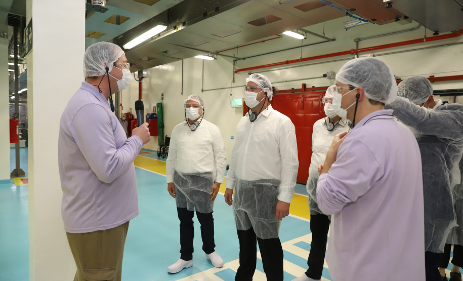 Mondelez O governador Carlos Massa Ratinho Junior visita  nesta terça-feira (10) ,  a empresa Mondelez na Cidade Industrial de Curitiba. Curitiba, 10/08/2021. Foto: Geraldo Bubniak/AEN