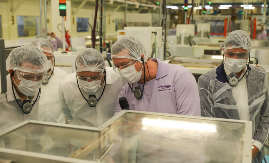 Mondelez O governador Carlos Massa Ratinho Junior visita  nesta terça-feira (10) ,  a empresa Mondelez na Cidade Industrial de Curitiba. Curitiba, 10/08/2021. Foto: Geraldo Bubniak/AEN