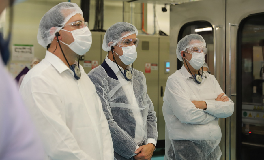 Mondelez O governador Carlos Massa Ratinho Junior visita  nesta terça-feira (10) ,  a empresa Mondelez na Cidade Industrial de Curitiba. Curitiba, 10/08/2021. Foto: Geraldo Bubniak/AEN