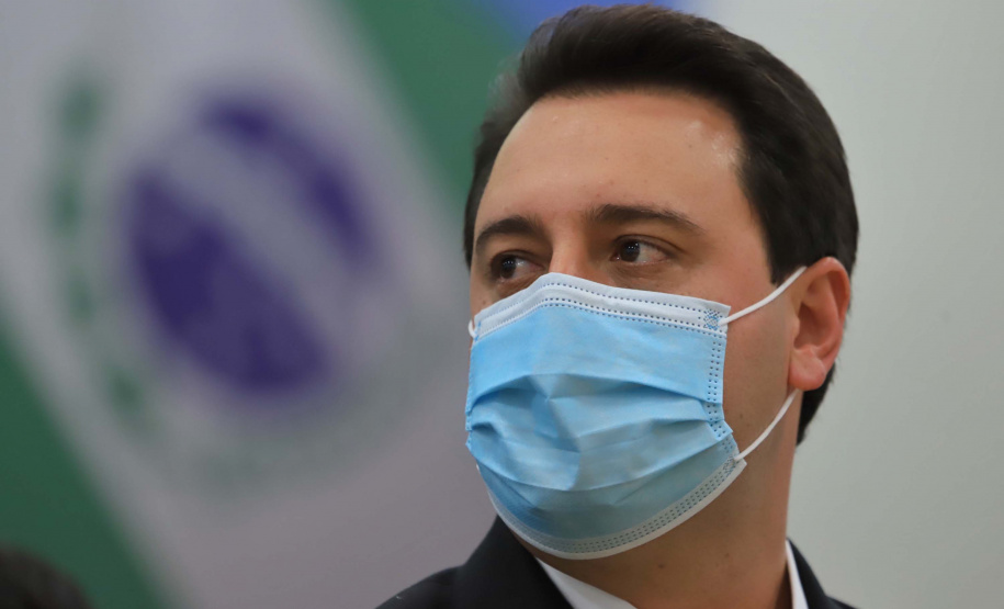 Governador Carlos Massa Ratinho Junior autoriza o pagamento das promoções e progressões dos servidores da educação. Foto: José Fernando Ogura/AEN