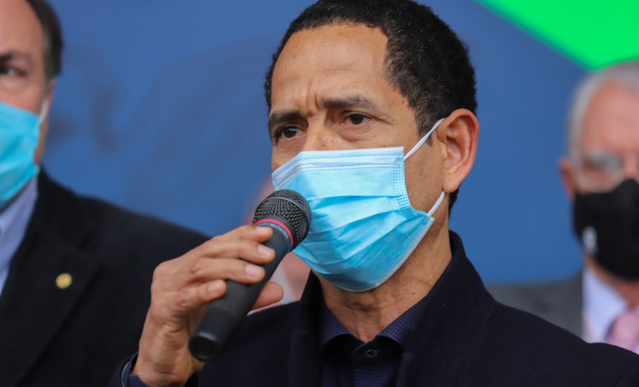 Entrega Viaturas O Governo do Paraná reforça o planejamento de renovação da frota de veículos das forças de segurança pública. Nesta quarta-feira (11), o governador Carlos Massa Ratinho Junior entregou novas viaturas para a Policia Militar, Policia Civil e Corpo de Bombeiros. na foto, secretário estadual da Segurança Pública, Romulo Marinho Soares .Curitiba, 11/08/2021. Foto: Geraldo Bubniak/AEN