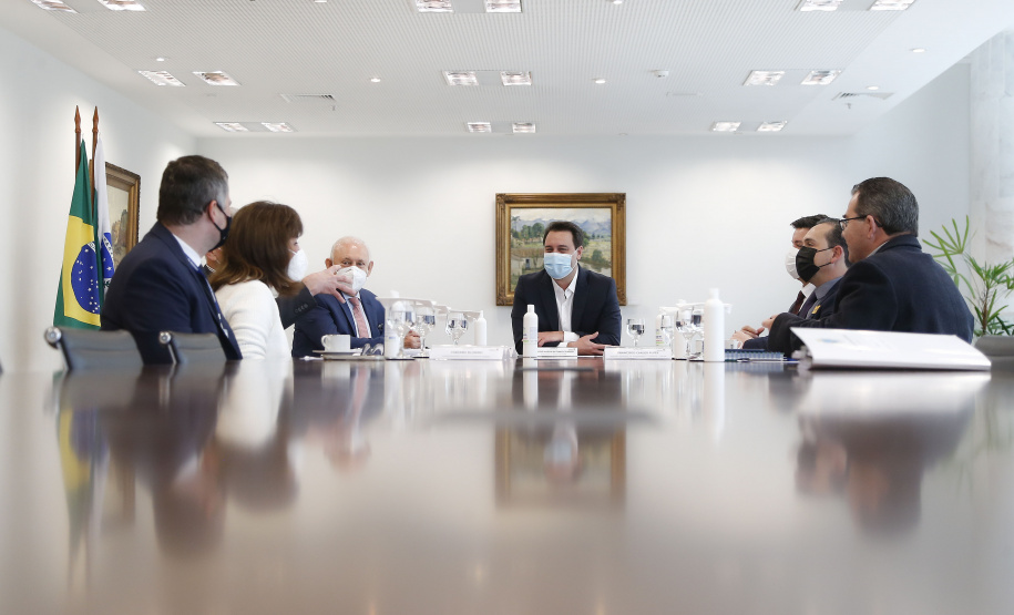 Estado e Receita Federal discutem implantação de Porto Seco em Santo Antônio do Sudoeste
Foto: Jonathan Campos/AEN