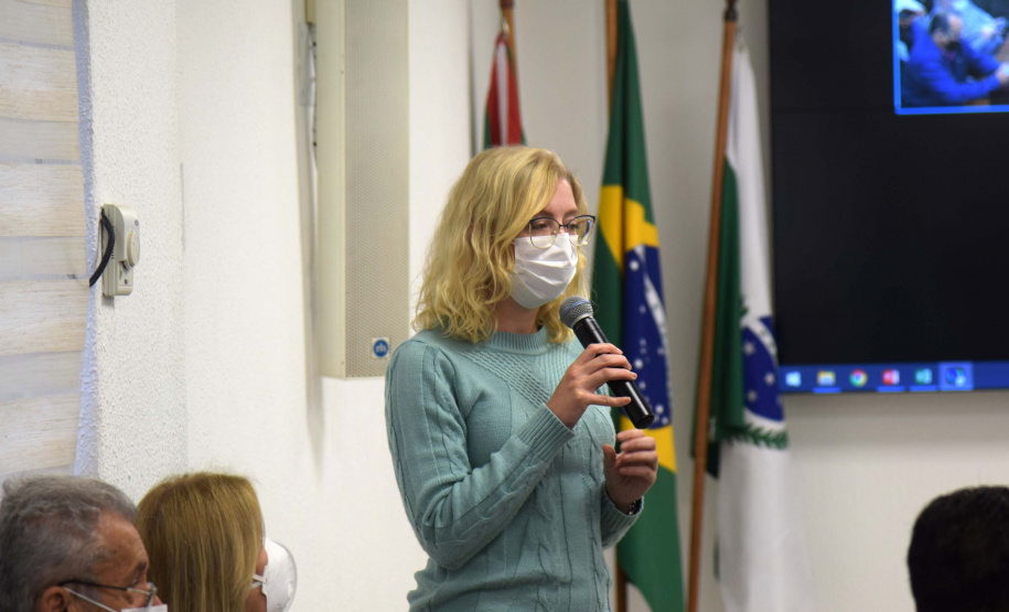 O secretário de Estado da Saúde, Beto Preto, recebeu hoje (11) os prefeitos da região de Maringá para discutir o fortalecimento do Samu Norte Novo, vacinação contra a Covid-19 e tratativas para liberação de recursos já aprovados para o Consórcio Público Intermunicipal de Saúde do Setentrião Paranaense (Cisamusep).Foto: Américo Antonio/SESA