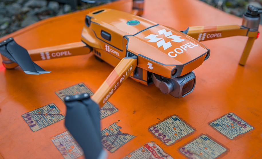 Copel amplia uso de drones para inspeção de redes de energia. Foto:Daniel Cavalheiro/Copel