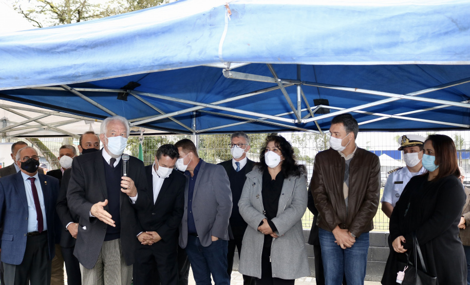 Vice-governador entrega seis veículos para operações da PM no Litoral  Foto: Camila Tonett/Vicegovernadoria