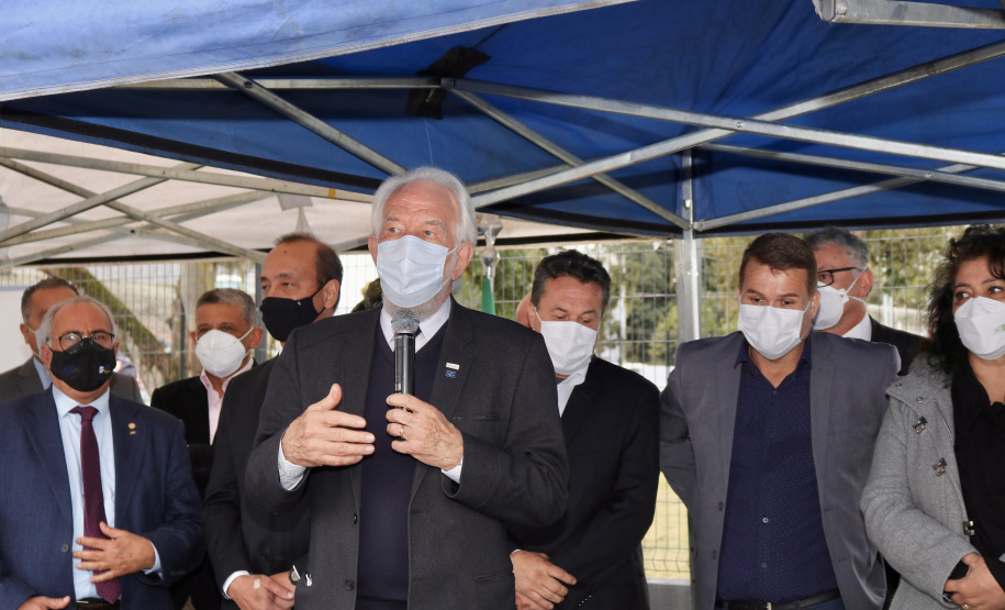 Vice-governador entrega seis veículos para operações da PM no Litoral  Foto: Camila Tonett/Vicegovernadoria