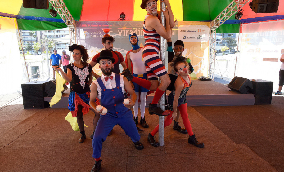 O concurso público Trilhando pelo Paraná é voltado a espetáculos infantojuvenis de companhias de circo-teatro ou pavilhão. Foto: Kraw Penas/SECC