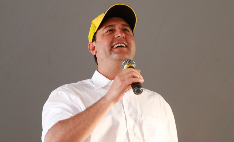 Famílias de Flórida recebem 32 casas concedidas gratuitamente pelo Governo do Estado. Foto: Jonathan Campos/AEN