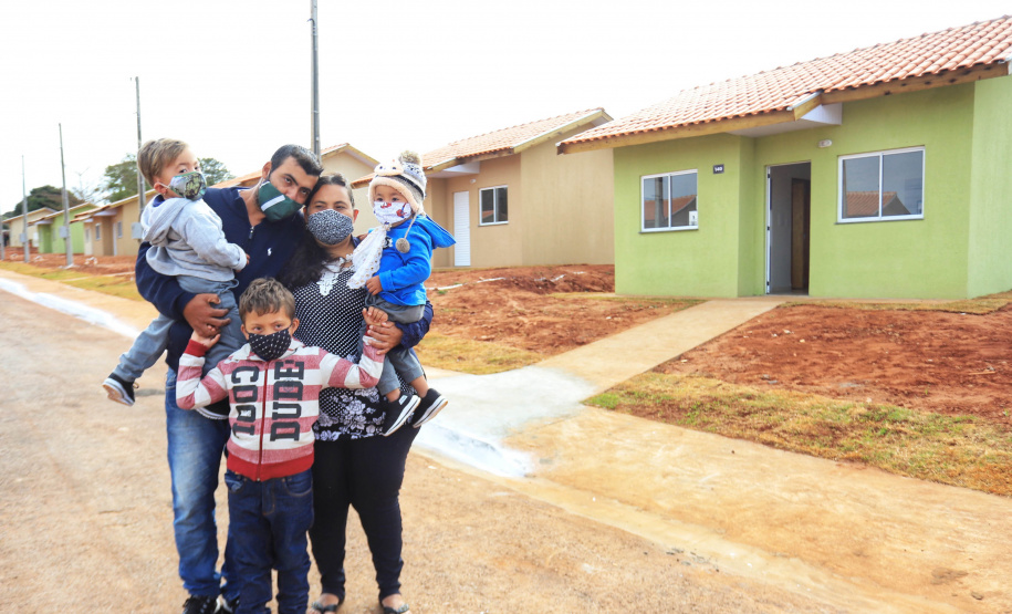 Governador Carlos Massa Ratinho Junior entrega moradias em Itaguajé - Itaguajé, 13/08/2021 - Foto: José Fernando Ogura/AEN