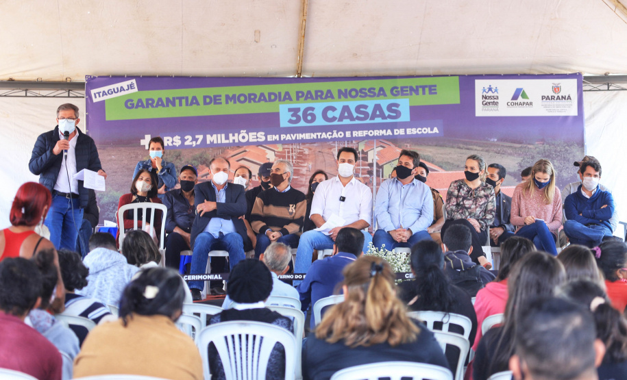 Governador Carlos Massa Ratinho Junior entrega moradias em Itaguajé - Itaguajé, 13/08/2021 - Foto: José Fernando Ogura/AEN