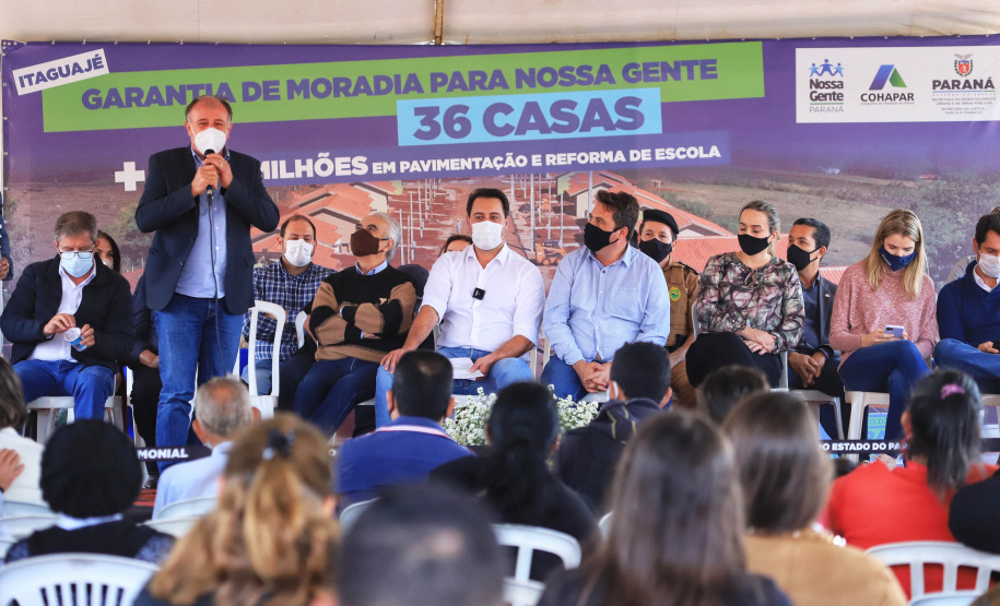 Governador Carlos Massa Ratinho Junior entrega moradias em Itaguajé - Itaguajé, 13/08/2021 - Foto: José Fernando Ogura/AEN