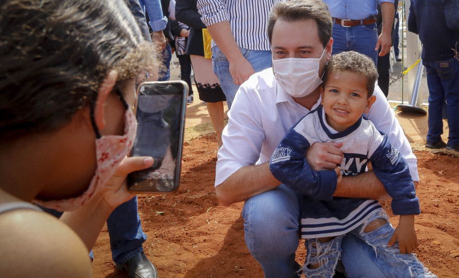 13.08.2021 Em Centenário do Sul, governador Carlos Massa Ratinho Junior entrega 30 casas populares gratuitamente a famílias em vulnerabilidade social
Foto Gilson Abreu/AEN