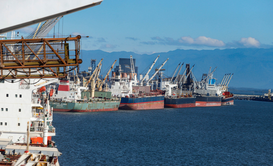 A balança do comércio realizado pelos Portos do Paraná no acumulado de janeiro a julho deste ano registra superávit de US$ 2,6 bilhões. - Paranaguá, 16/08/2021  -  Foto: Rodrigo Félix Leal/Infraestrutura