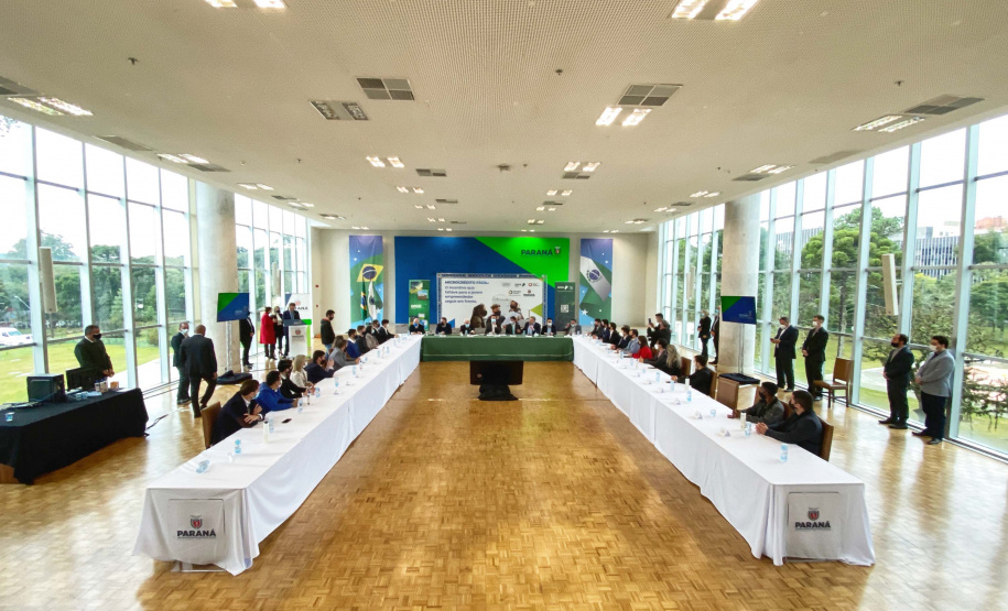 Governador Carlos Massa Ratinho Junior lança Programa de Microcrédito para Jovens Empreendedores. Palácio Iguaçu, 16/08/2021.Foto: José Fernando Ogura/AEN