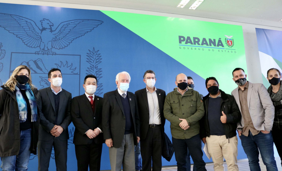 Lançado nesta segunda-feira (16) pelo vice-governador Darci Piana, a poroposta do Programa de Apoio às Vocações Regionais Sustentáveis (VRS) é agregar valor e abrir mercados a produtos típicos paranaenses, produzidos de forma sustentável e de maneira tradicional. Foto: Camila Tonett