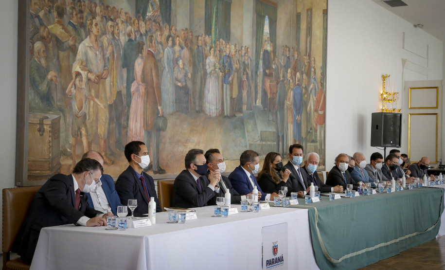 Governador Carlos Massa Ratinho Junior, durante cerimônia de posse do advogado paranaense Tracy Reinaldet, como representante brasileiro no Comitê Permanente da América Latina para a Prevenção do Crime (COPLAD), da ONU. - Curitiba, 17/08/2021 - Foto Gilson Abreu/AEN